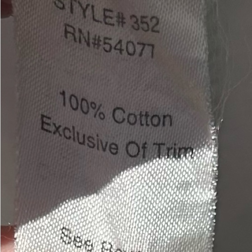 Sz L-CAbi white button up shirt with grosgrain details & elastic band in back - Picture 4 of 5